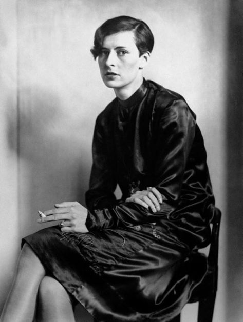 5006a0e8aa611327b5bb2f6e7857da36--august-sander-secretary